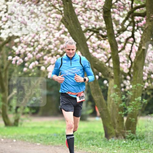 13.04.2025 - Hammer Lauf Dr. Thomas Lammeyer http://msf.ph/oto/7638292 13.04.2025 10:07:14 Laufen 889 meine-sportfotos.de
