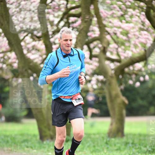 13.04.2025 - Hammer Lauf Dr. Thomas Lammeyer http://msf.ph/oto/7638335 13.04.2025 10:07:15 Laufen 15, 889 meine-sportfotos.de