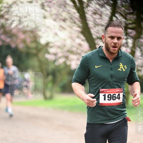 13.04.2025 - Hammer Lauf Dr. Thomas Lammeyer http://msf.ph/oto/7640475 13.04.2025 10:09:30 Laufen 15, 1964 meine-sportfotos.de