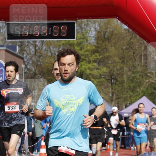 13.04.2025 - Hammer Lauf A. Gomolzig http://msf.ph/oto/7641950 13.04.2025 11:04:38 Ziel 9, 15, 18, 161, 188, 221, 468, 532, 609, 628, 670, 730, 980, 1049, 1139, 1258, 1784, 1953, 1954, 1989 meine-sportfotos.de