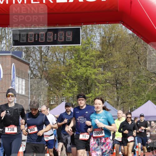 13.04.2025 - Hammer Lauf A. Gomolzig http://msf.ph/oto/7642195 13.04.2025 11:03:03 Ziel 3, 7, 10, 103, 193, 302, 384, 432, 444, 599, 615, 617, 669, 705, 738, 897, 1002, 1086, 1267, 1341, 1375, 1776, 1808, 1819, 1897, 1921, 1931 meine-sportfotos.de
