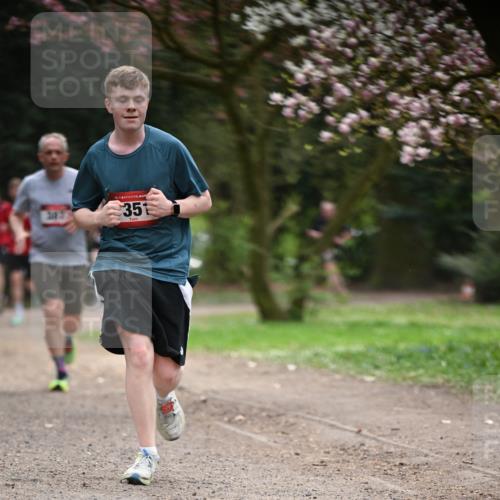 13.04.2025 - Hammer Lauf Dr. Thomas Lammeyer http://msf.ph/oto/7642237 13.04.2025 10:11:19 Laufen 5102, 15, 351 meine-sportfotos.de