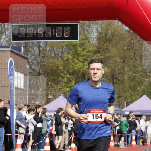 13.04.2025 - Hammer Lauf A. Gomolzig http://msf.ph/oto/7642405 13.04.2025 11:01:21 Ziel 154, 231, 433, 434, 442, 476, 479, 604, 858, 1165, 1166, 1167, 1310, 1802 meine-sportfotos.de