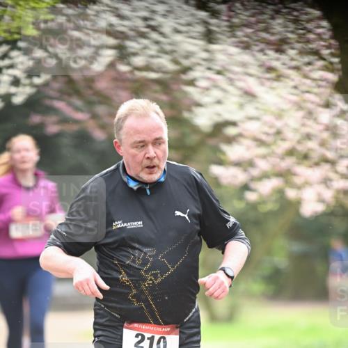 13.04.2025 - Hammer Lauf Dr. Thomas Lammeyer http://msf.ph/oto/7642511 13.04.2025 10:11:38 Laufen 15, 210, 59 meine-sportfotos.de