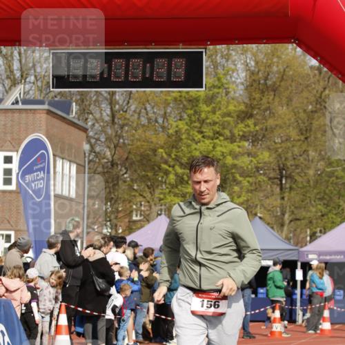 13.04.2025 - Hammer Lauf A. Gomolzig http://msf.ph/oto/7643688 13.04.2025 10:46:28 Ziel 156, 853, 1827 meine-sportfotos.de