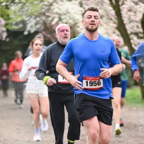 13.04.2025 - Hammer Lauf Dr. Thomas Lammeyer http://msf.ph/oto/7644267 13.04.2025 10:13:42 Laufen 15, 1956 meine-sportfotos.de