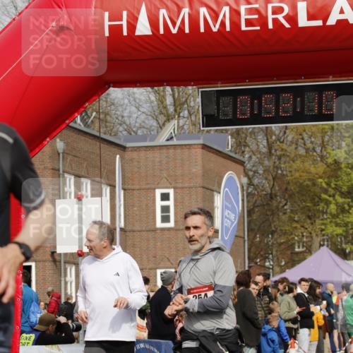 13.04.2025 - Hammer Lauf A. Gomolzig http://msf.ph/oto/7644506 13.04.2025 10:38:09 Ziel 254, 627, 647, 718, 767, 1330 meine-sportfotos.de