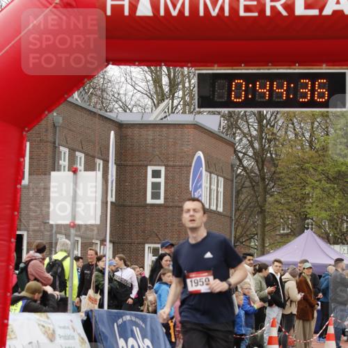 13.04.2025 - Hammer Lauf A. Gomolzig http://msf.ph/oto/7645561 13.04.2025 10:30:35 Ziel 205, 692, 1077, 1959 meine-sportfotos.de