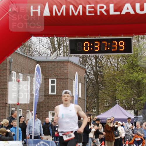 13.04.2025 - Hammer Lauf A. Gomolzig http://msf.ph/oto/7646324 13.04.2025 10:23:39 Ziel 667, 702, 1855, 1941 meine-sportfotos.de
