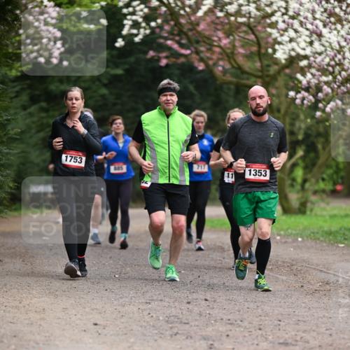 13.04.2025 - Hammer Lauf Dr. Thomas Lammeyer http://msf.ph/oto/7646819 13.04.2025 10:16:50 Laufen 1753, 717, 885, 1353, 11 meine-sportfotos.de