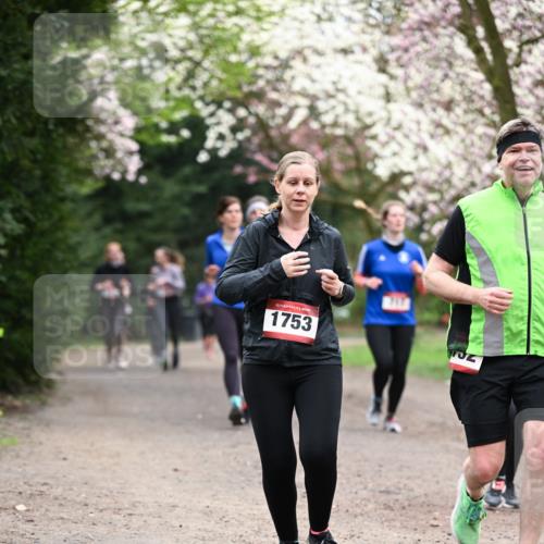 13.04.2025 - Hammer Lauf Dr. Thomas Lammeyer http://msf.ph/oto/7646881 13.04.2025 10:16:53 Laufen 15, 1753 meine-sportfotos.de