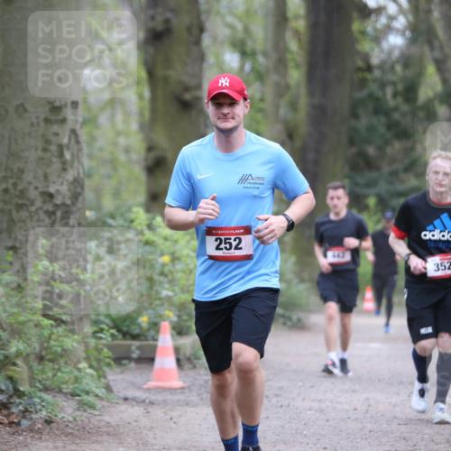 13.04.2025 - Hammer Lauf Jannik Wohlers http://msf.ph/oto/7647125 13.04.2025 11:31:27 Laufen 15, 252, 442, 352 meine-sportfotos.de