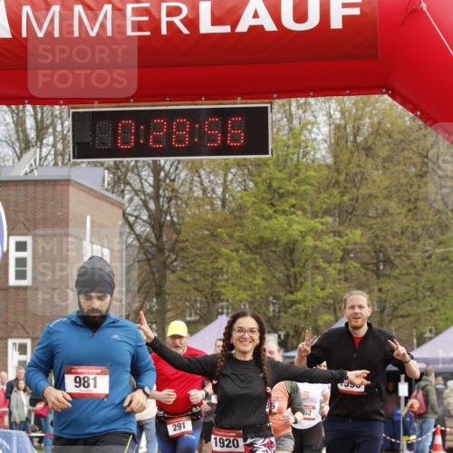13.04.2025 - Hammer Lauf A. Gomolzig http://msf.ph/oto/7647952 13.04.2025 10:14:56 Ziel 254, 291, 331, 525, 526, 676, 694, 906, 962, 981, 1920, 1982, 1986, 1990 meine-sportfotos.de