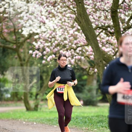 13.04.2025 - Hammer Lauf Dr. Thomas Lammeyer http://msf.ph/oto/7648888 13.04.2025 10:20:20 Laufen 1227 meine-sportfotos.de