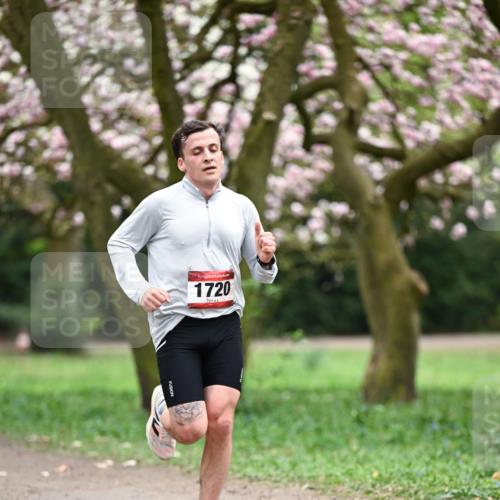 13.04.2025 - Hammer Lauf Dr. Thomas Lammeyer http://msf.ph/oto/7649892 13.04.2025 10:23:59 Laufen 15, 1720 meine-sportfotos.de