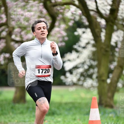 13.04.2025 - Hammer Lauf Dr. Thomas Lammeyer http://msf.ph/oto/7649908 13.04.2025 10:24:00 Laufen 15, 1720 meine-sportfotos.de
