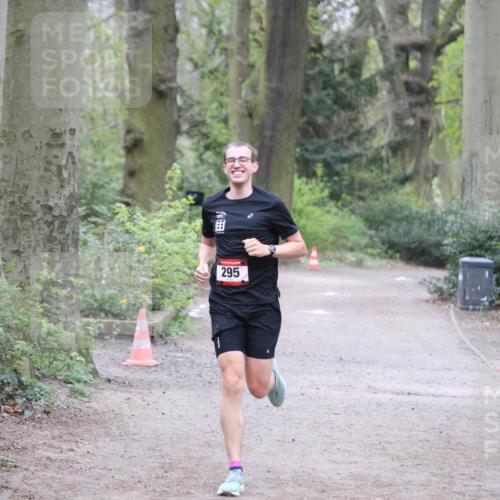 13.04.2025 - Hammer Lauf Jannik Wohlers http://msf.ph/oto/7650229 13.04.2025 10:04:08 Laufen 295 meine-sportfotos.de
