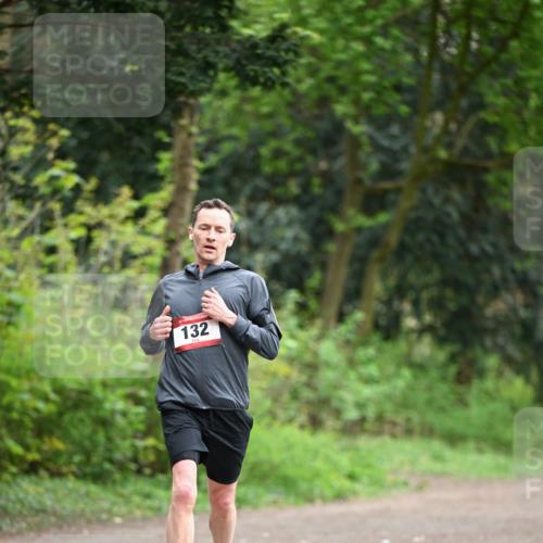 13.04.2025 - Hammer Lauf Dr. Thomas Lammeyer http://msf.ph/oto/7652125 13.04.2025 10:29:46 Laufen 132 meine-sportfotos.de