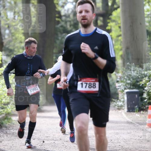 13.04.2025 - Hammer Lauf Jannik Wohlers http://msf.ph/oto/7652299 13.04.2025 10:44:37 Laufen 1993, 1788 meine-sportfotos.de
