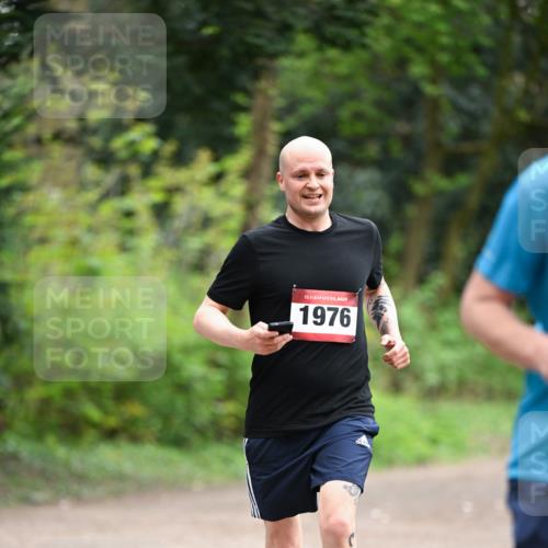 13.04.2025 - Hammer Lauf Dr. Thomas Lammeyer http://msf.ph/oto/7653243 13.04.2025 10:31:50 Laufen 15, 1976 meine-sportfotos.de