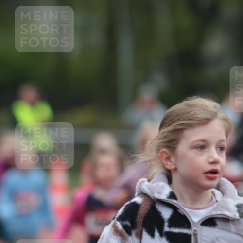 13.04.2025 - Hammer Lauf A. Gomolzig http://msf.ph/oto/7654755 13.04.2025 09:02:16 Ziel  meine-sportfotos.de