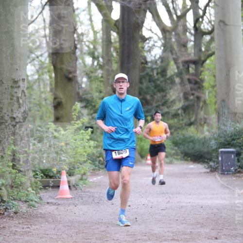 13.04.2025 - Hammer Lauf Jannik Wohlers http://msf.ph/oto/7655052 13.04.2025 10:30:40 Laufen 1809 meine-sportfotos.de