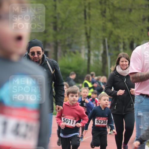 13.04.2025 - Hammer Lauf A. Gomolzig http://msf.ph/oto/7655147 13.04.2025 09:10:51 Ziel  meine-sportfotos.de