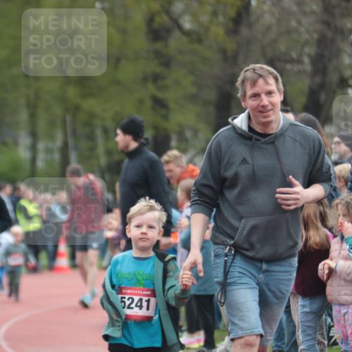 13.04.2025 - Hammer Lauf A. Gomolzig http://msf.ph/oto/7655241 13.04.2025 09:11:27 Ziel  meine-sportfotos.de