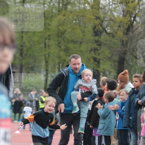 13.04.2025 - Hammer Lauf A. Gomolzig http://msf.ph/oto/7655267 13.04.2025 09:11:56 Ziel  meine-sportfotos.de