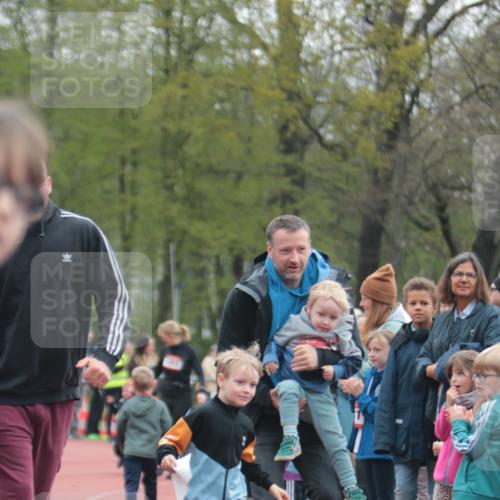 13.04.2025 - Hammer Lauf A. Gomolzig http://msf.ph/oto/7655269 13.04.2025 09:11:56 Ziel  meine-sportfotos.de