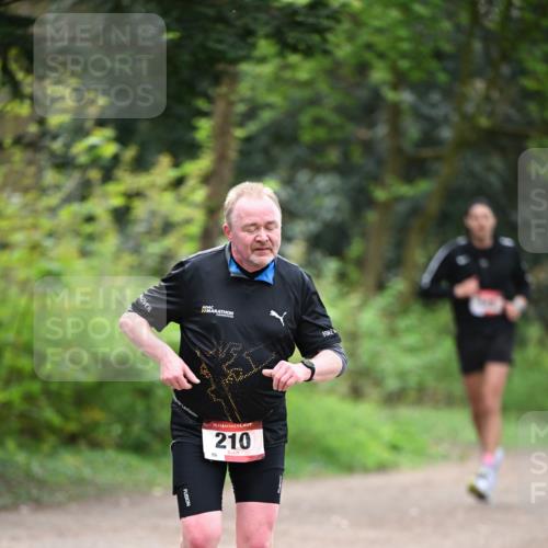 13.04.2025 - Hammer Lauf Dr. Thomas Lammeyer http://msf.ph/oto/7655992 13.04.2025 10:38:15 Laufen 15, 59, 210 meine-sportfotos.de