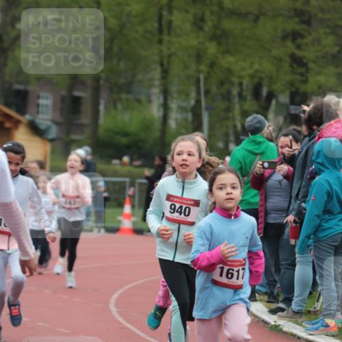 13.04.2025 - Hammer Lauf A. Gomolzig http://msf.ph/oto/7656010 13.04.2025 09:26:18 Ziel 802, 835, 842, 940, 1015, 1266, 1355, 1617, 1713, 1724, 1825 meine-sportfotos.de
