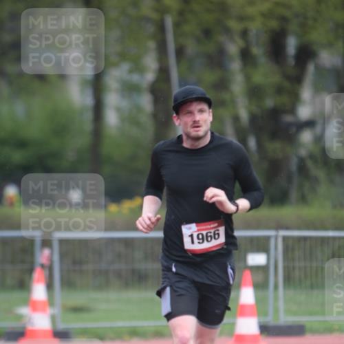 13.04.2025 - Hammer Lauf A. Gomolzig http://msf.ph/oto/7656299 13.04.2025 10:05:07 Ziel 1966 meine-sportfotos.de
