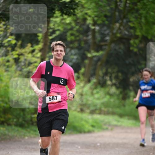 13.04.2025 - Hammer Lauf Dr. Thomas Lammeyer http://msf.ph/oto/7656388 13.04.2025 10:39:48 Laufen 587, 12 meine-sportfotos.de