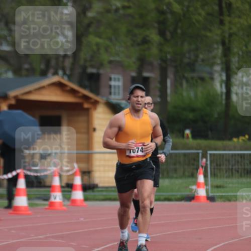 13.04.2025 - Hammer Lauf A. Gomolzig http://msf.ph/oto/7656798 13.04.2025 10:09:22 Ziel 982, 1074 meine-sportfotos.de