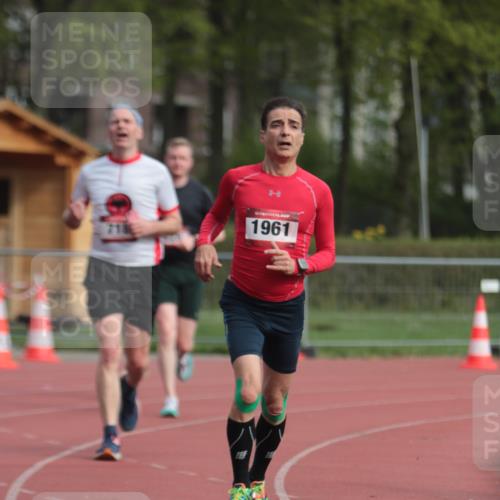 13.04.2025 - Hammer Lauf A. Gomolzig http://msf.ph/oto/7657090 13.04.2025 10:11:02 Ziel 718, 1021, 1961 meine-sportfotos.de