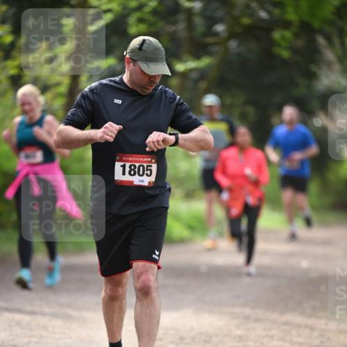 13.04.2025 - Hammer Lauf Dr. Thomas Lammeyer http://msf.ph/oto/7657152 13.04.2025 10:41:56 Laufen 15, 1805, 140 meine-sportfotos.de