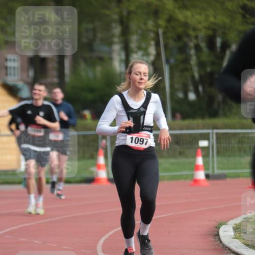 13.04.2025 - Hammer Lauf A. Gomolzig http://msf.ph/oto/7657190 13.04.2025 10:11:43 Ziel 131, 249, 450, 520, 577, 956, 1096, 1097 meine-sportfotos.de