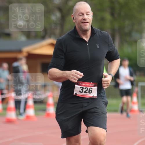 13.04.2025 - Hammer Lauf A. Gomolzig http://msf.ph/oto/7657558 13.04.2025 10:14:11 Ziel 326, 410, 1588, 1968 meine-sportfotos.de