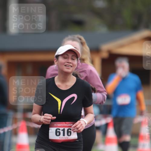 13.04.2025 - Hammer Lauf A. Gomolzig http://msf.ph/oto/7658995 13.04.2025 10:19:05 Ziel 230, 570, 616 meine-sportfotos.de