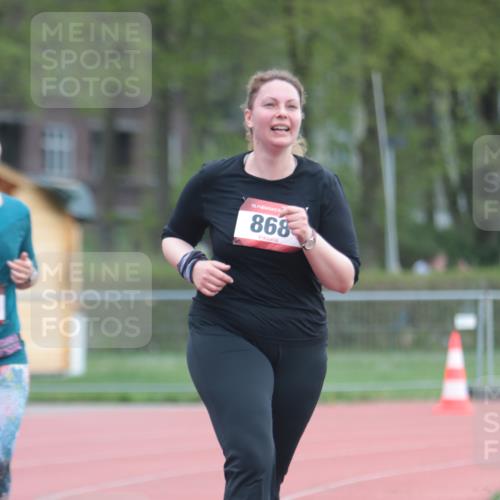 13.04.2025 - Hammer Lauf A. Gomolzig http://msf.ph/oto/7659076 13.04.2025 10:20:01 Ziel 321, 868, 1860 meine-sportfotos.de