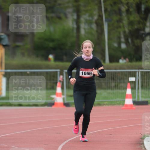 13.04.2025 - Hammer Lauf A. Gomolzig http://msf.ph/oto/7659825 13.04.2025 10:29:55 Ziel 305, 1066 meine-sportfotos.de