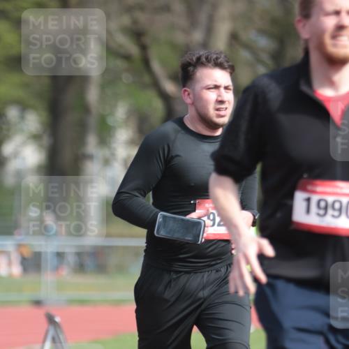 13.04.2025 - Hammer Lauf A. Gomolzig http://msf.ph/oto/7660933 13.04.2025 10:42:25 Ziel 269, 525, 526, 550, 772, 926, 1990 meine-sportfotos.de