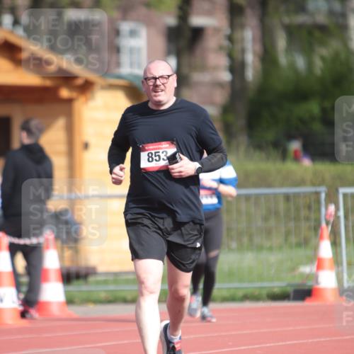 13.04.2025 - Hammer Lauf A. Gomolzig http://msf.ph/oto/7661260 13.04.2025 10:46:27 Ziel 156, 853, 1111, 1271, 1788, 1827 meine-sportfotos.de