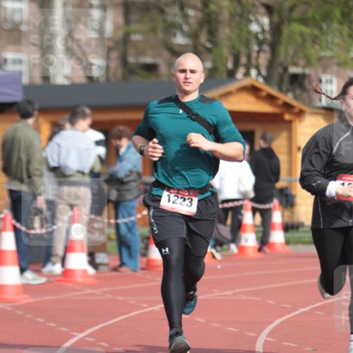13.04.2025 - Hammer Lauf A. Gomolzig http://msf.ph/oto/7661305 13.04.2025 10:46:44 Ziel 123, 1223, 1224 meine-sportfotos.de