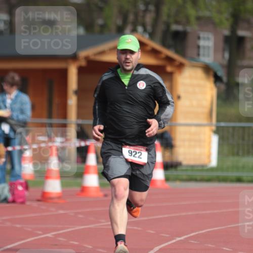 13.04.2025 - Hammer Lauf A. Gomolzig http://msf.ph/oto/7661816 13.04.2025 10:52:12 Ziel 922 meine-sportfotos.de