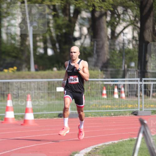 13.04.2025 - Hammer Lauf A. Gomolzig http://msf.ph/oto/7662402 13.04.2025 11:01:42 Ziel 1926 meine-sportfotos.de