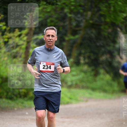 13.04.2025 - Hammer Lauf Dr. Thomas Lammeyer http://msf.ph/oto/7665413 13.04.2025 11:39:16 Laufen 217, 234 meine-sportfotos.de