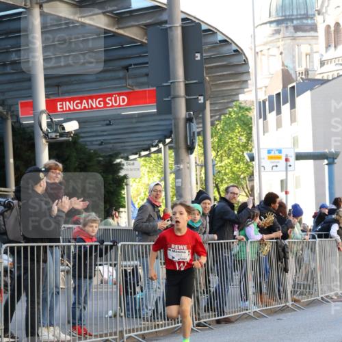 25.04.2025 - Das Zehntel Yannick Fuchs http://msf.ph/oto/7668107 26.04.2025 08:47:33 Ziel 1490, 3953 meine-sportfotos.de