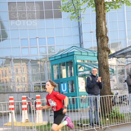 25.04.2025 - Das Zehntel Yannick Fuchs http://msf.ph/oto/7668114 26.04.2025 08:47:35 Ziel 1490, 3953 meine-sportfotos.de